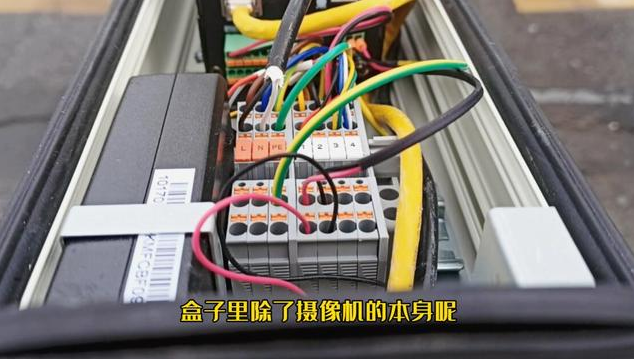 车牌识别摄像机和普通摄像机有哪些区别？